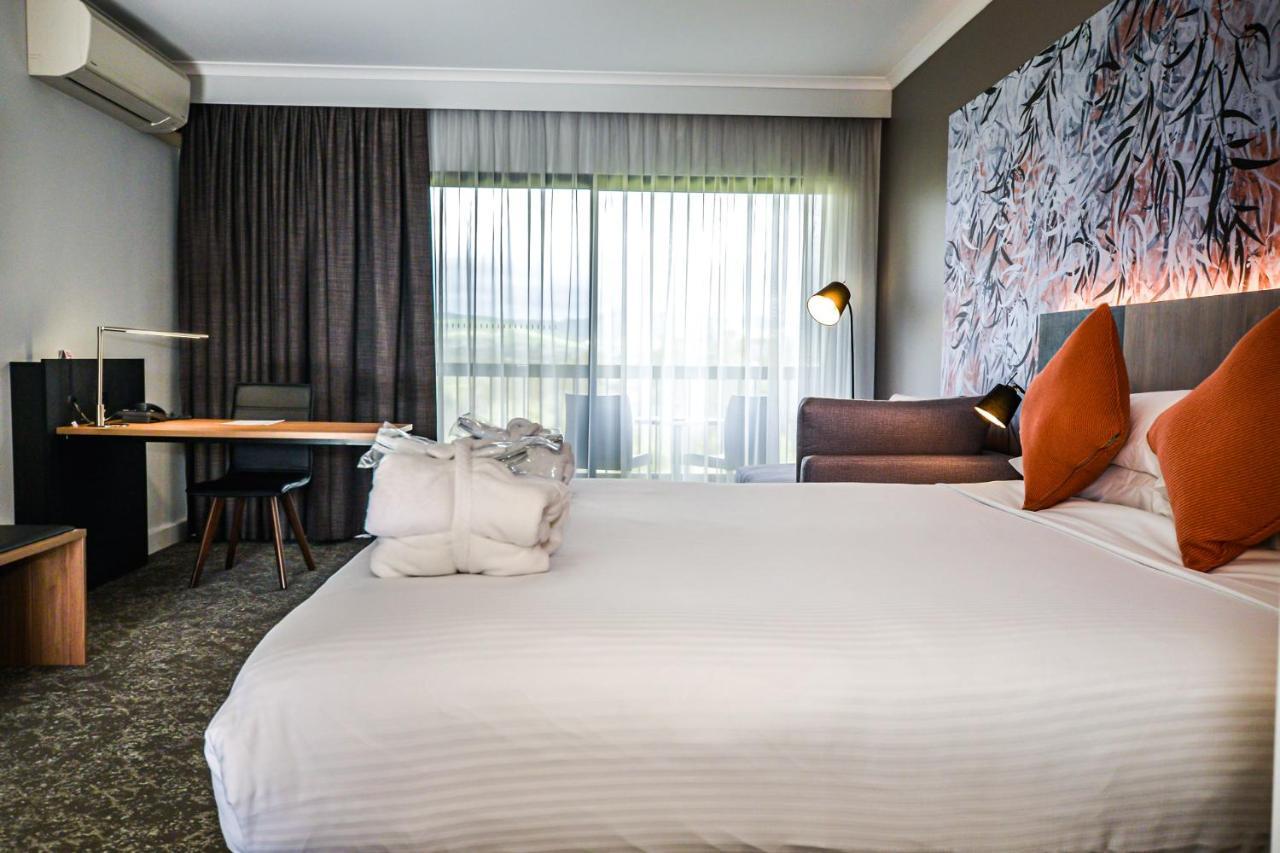 Novotel Barossa Valley Resort Rowland Flat Exterior photo